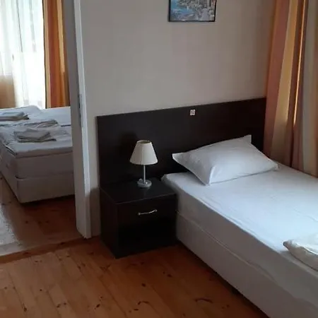 смокиня 3* Obzor