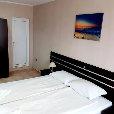 смокиня 3*