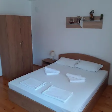 Gæstehus смокиня Obzor