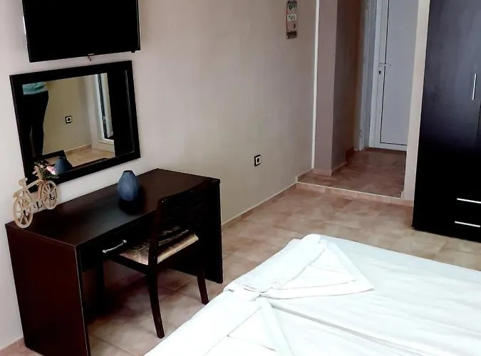 Pensiune смокиня 3*