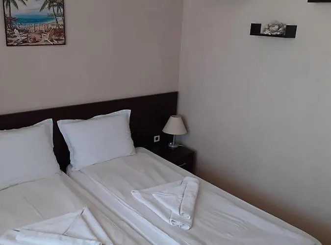 Pensiune смокиня