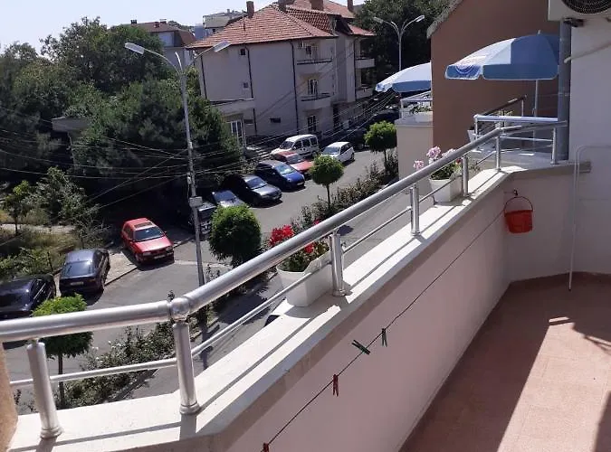 смокиня Pensiune 3*