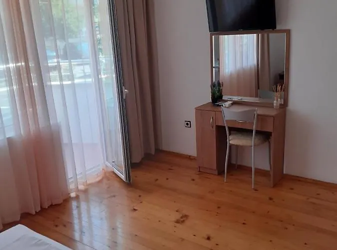 смокиня 3* Obzor