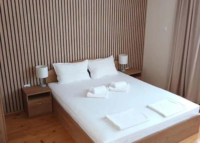 смокиня Pensiune Obzor