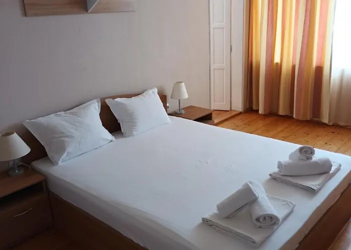 Pensiune смокиня